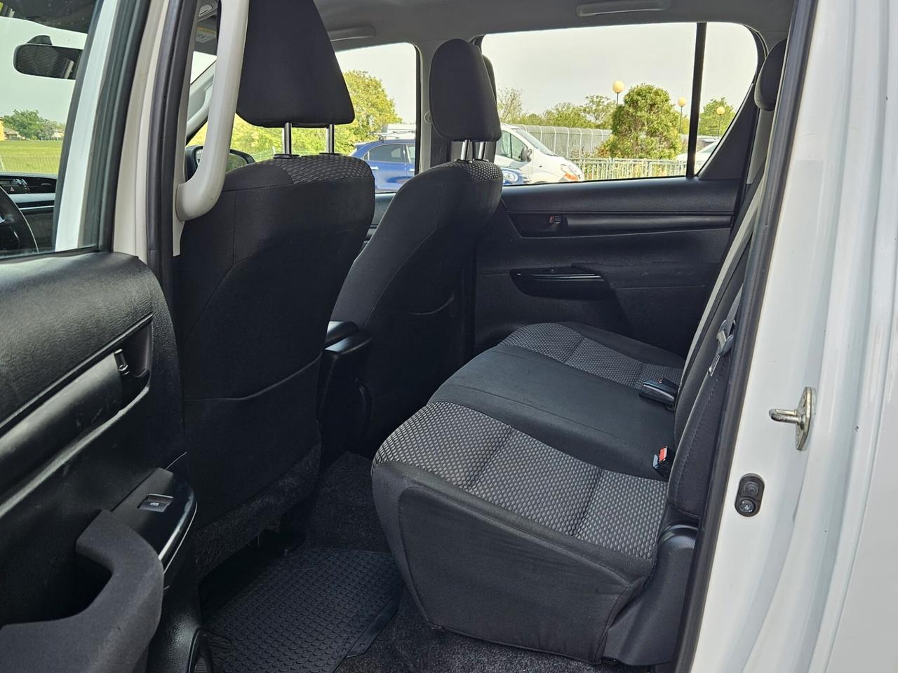 Toyota Hilux 2.4 D-4D 4WD 4 porte Double Cab N1