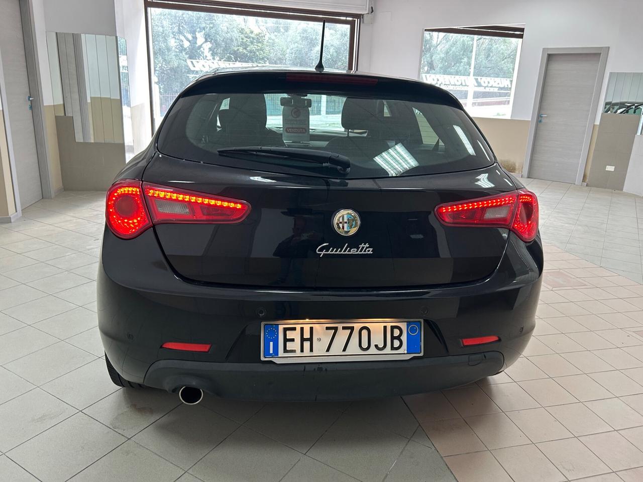 Alfa Romeo Giulietta 1.6 JTDm-2 105 CV Distinctive