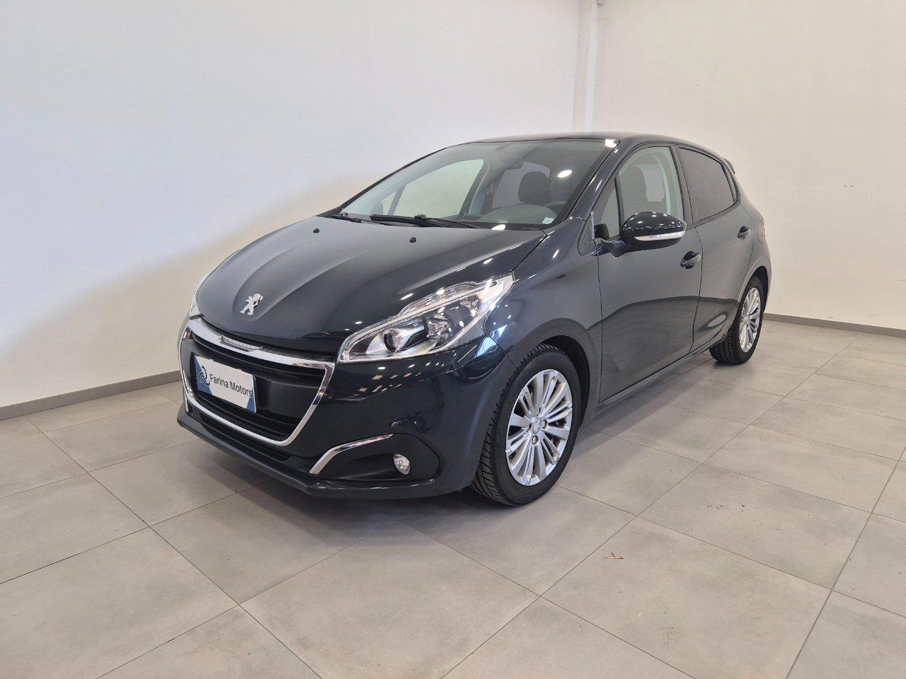 Peugeot 208 5p 1.2 puretech Active gpl 82cv - UNIPROPRIETARIO - NEOPATENTATI - Sens. park. - Cruise/Lim