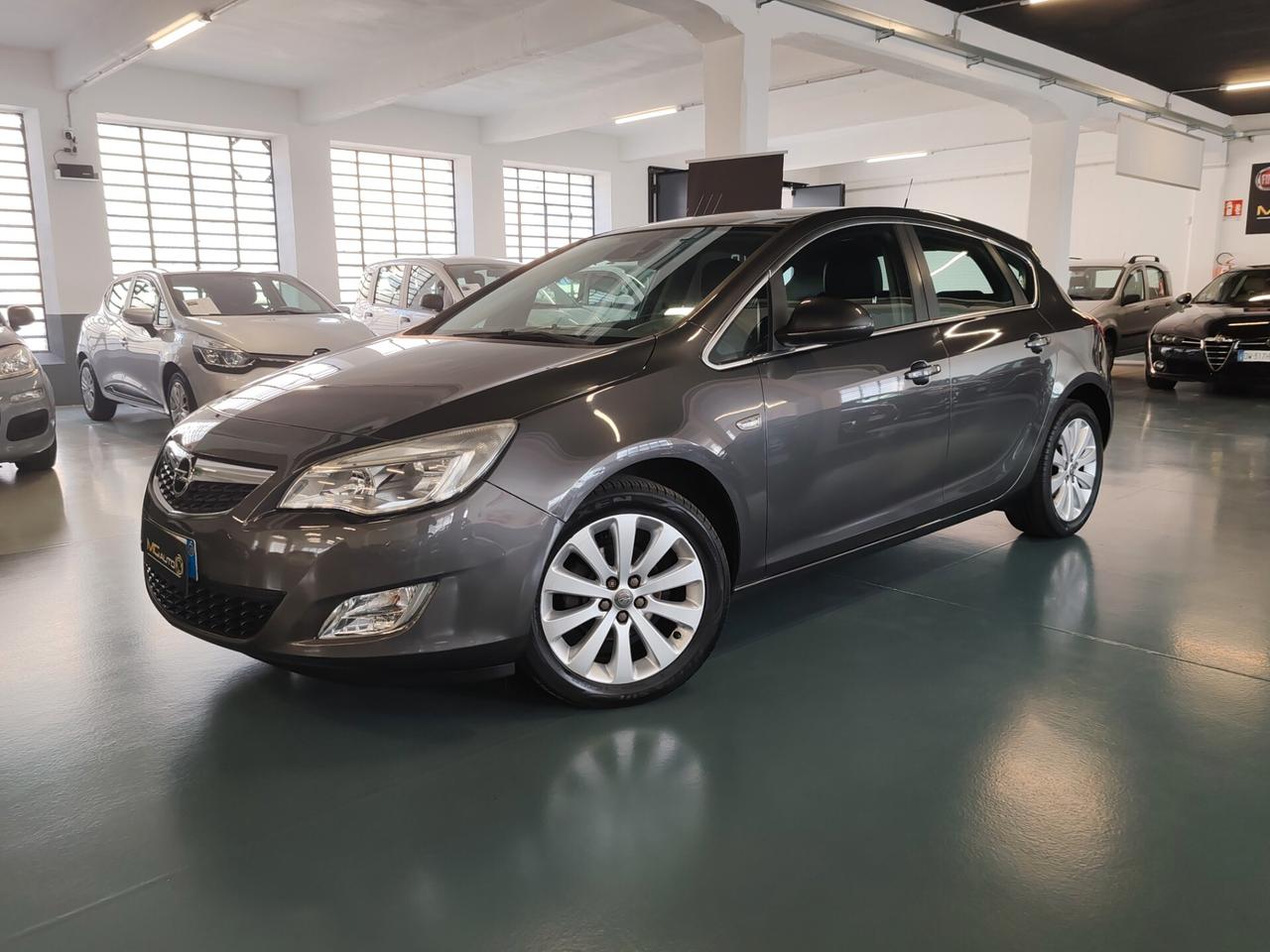 Opel Astra 1.4 Turbo 140CV 5 porte Cosmo