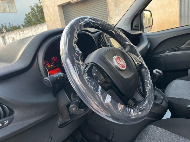 FIAT Doblo' MAXI DOPPIA PORTA LATERALE CON SCAFFALA
