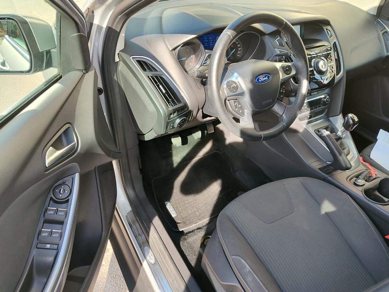 Ford Focus 1.6 TDCi 115 CV Titanium PARI AL NUOVO!!!