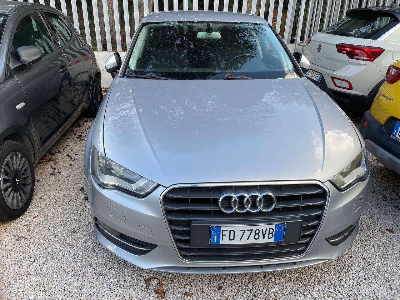 Audi A3 1.6 TDI clean diesel S tronic Ambition