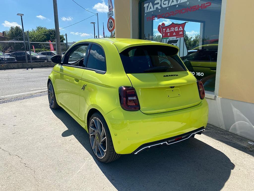 Abarth 500e Scorpionissima
