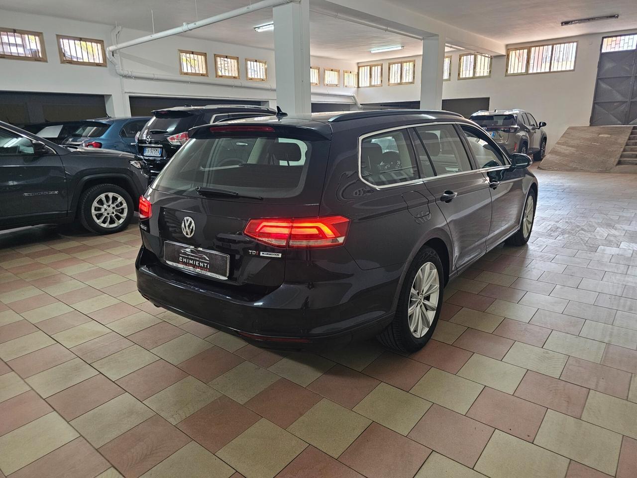 Volkswagen Passat Variant 1.6 TDI SCR DSG Business BMT
