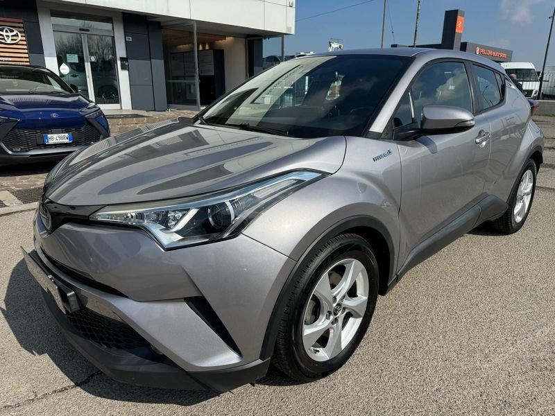 Toyota C-HR 1.8 HV E-CVT Active