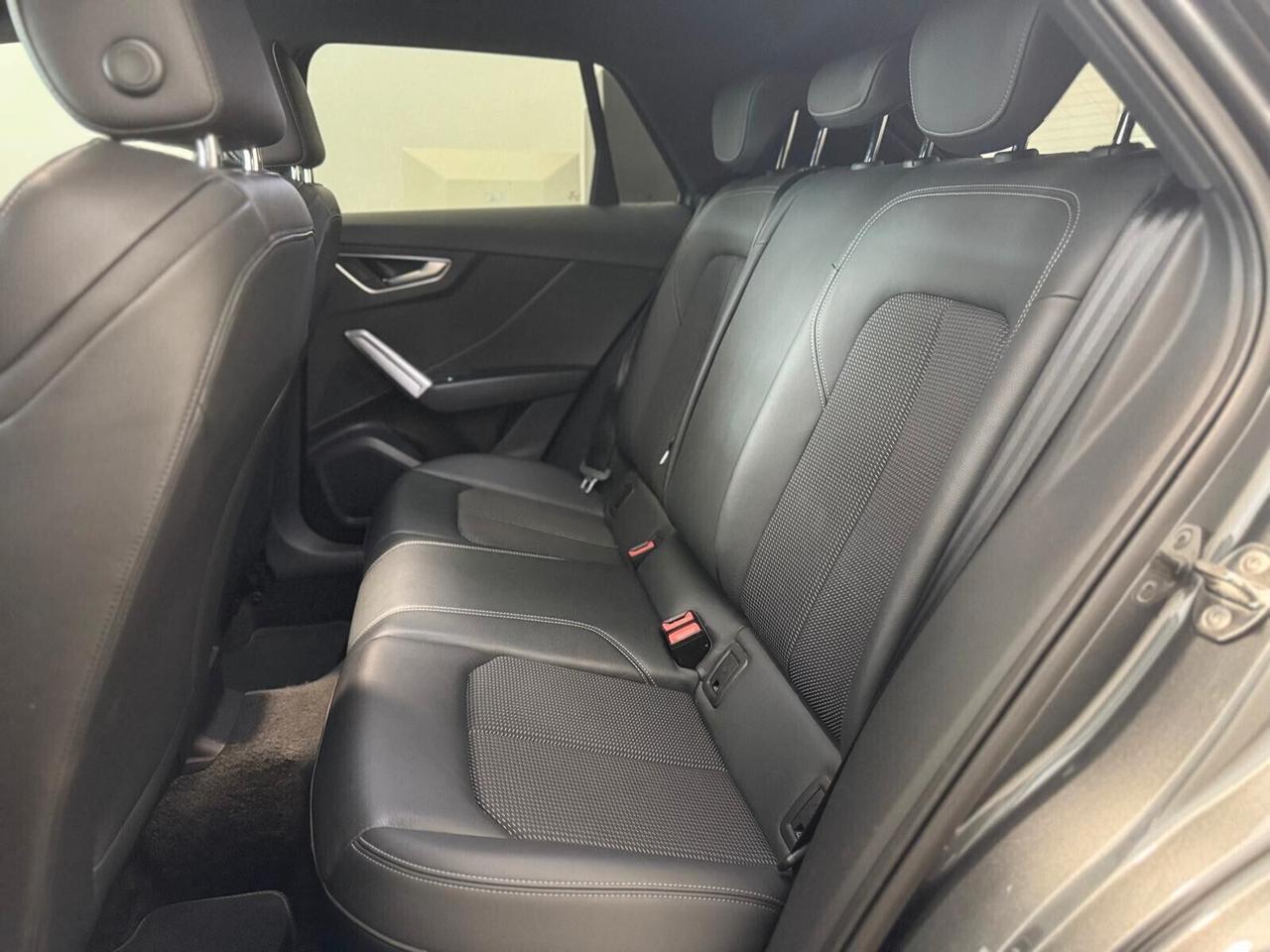 Audi Q2 35 TDI S LINE