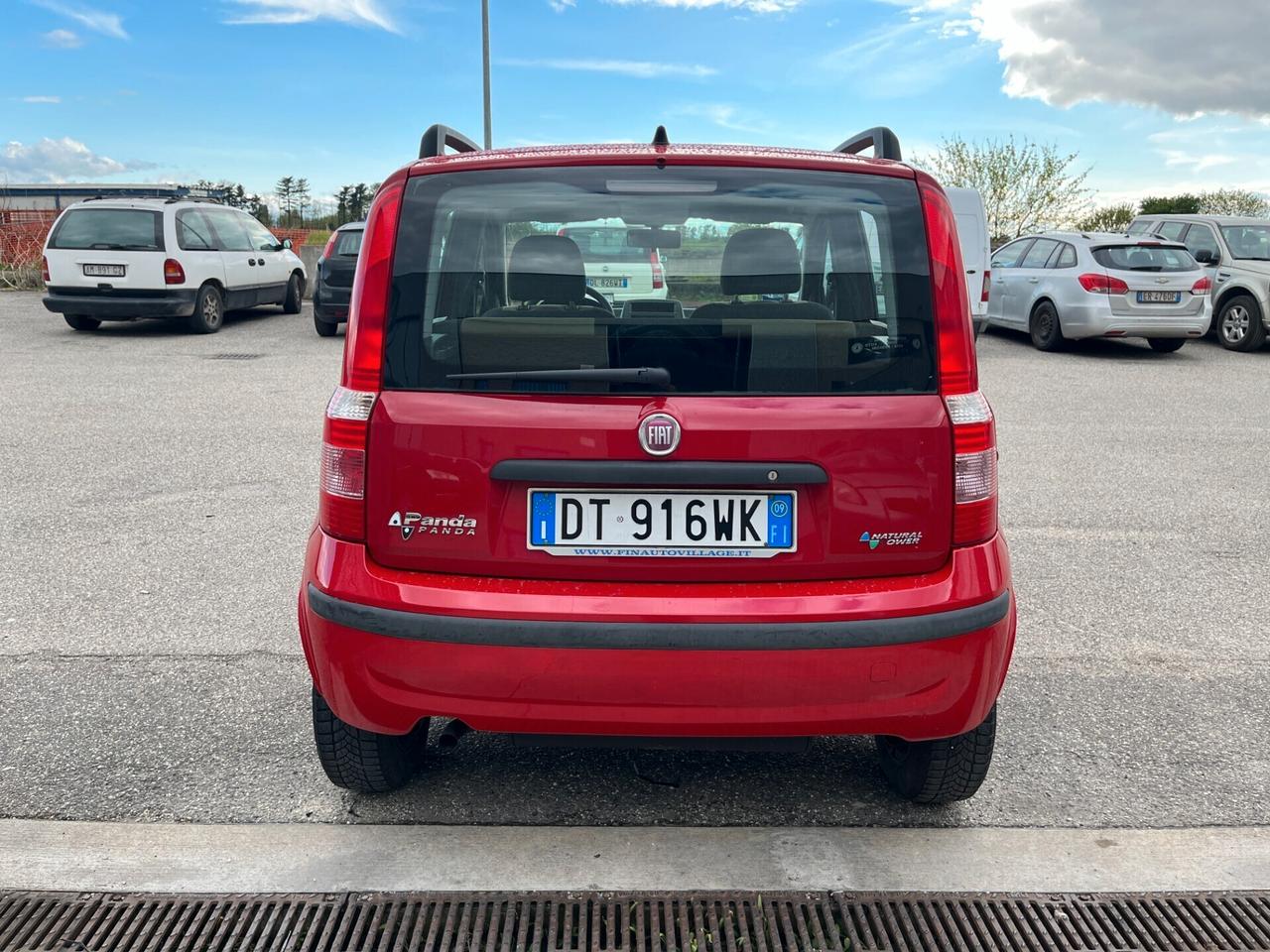 Fiat Panda 1.2 Dynamic Natural Power CON SOLI 99798 KM ADATTA AI NEOPATENTATI UNICO PROPRIETARIO