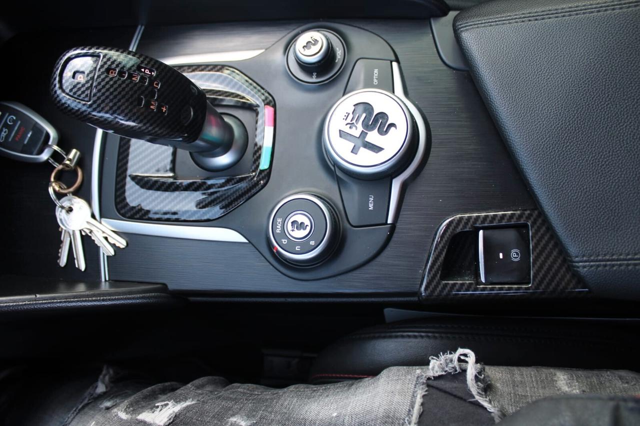 Alfa Romeo Giulia Tua A SOLI 387€ al mese Anticipo Zero