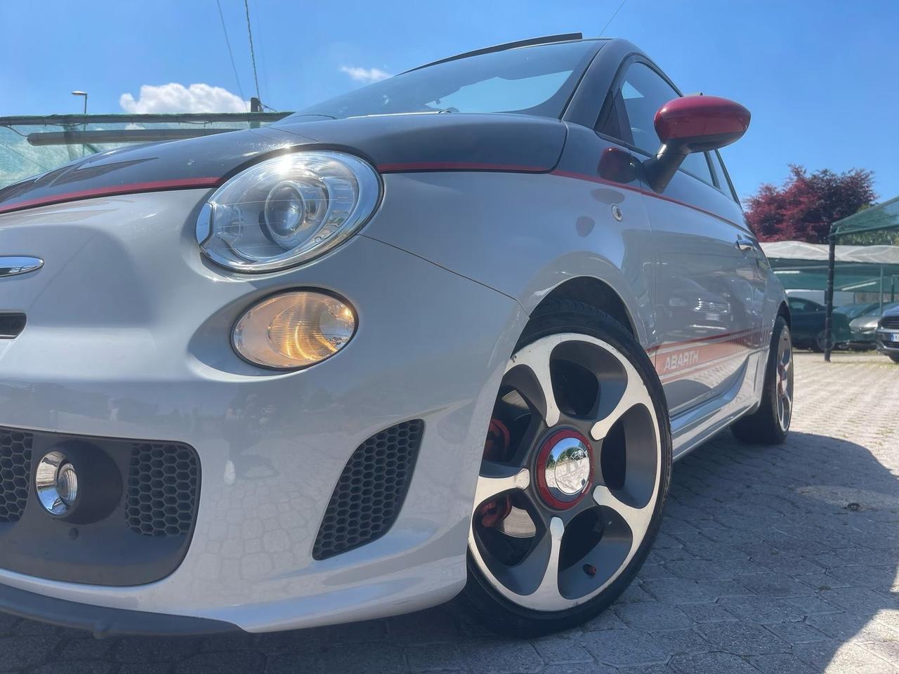 Abarth 500 C 1.4 Turbo T-Jet MTA Bicolore