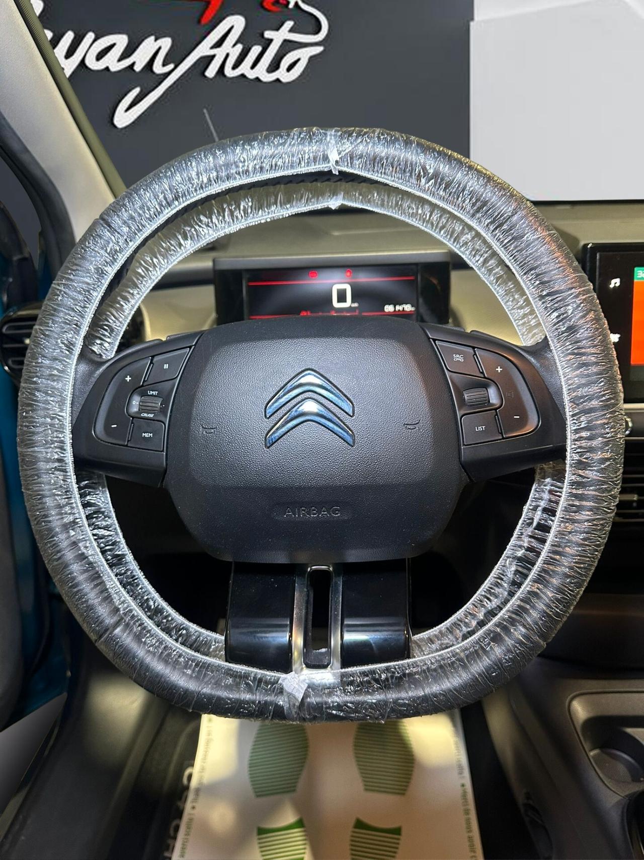 Citroen C4 Cactus 1.2 PureTech 110CV SShine