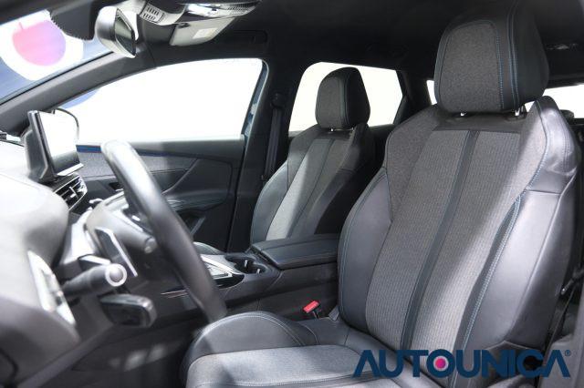 PEUGEOT 3008 HYBRID4 300 E-EAT8 ALLURE PACK