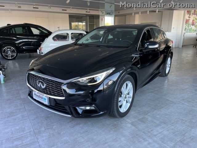 INFINITI Q30 2.2 diesel DCT AWD Premium 4x4 Automatica