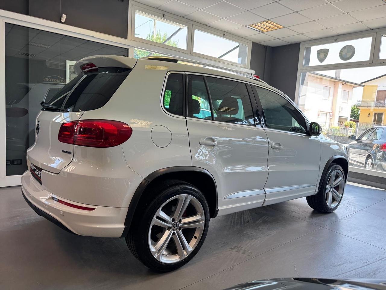 Volkswagen Tiguan 2.0 TDI 177CV 4MOT. DSG Business R-Line BMT