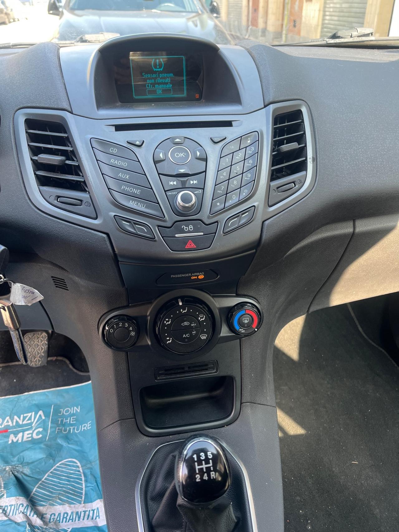 Ford Fiesta 1.4 5p. Bz.- GPL Titanium