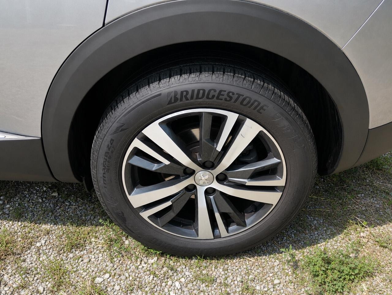 Peugeot 3008 BlueHDi 130 S&S EAT8 Allure