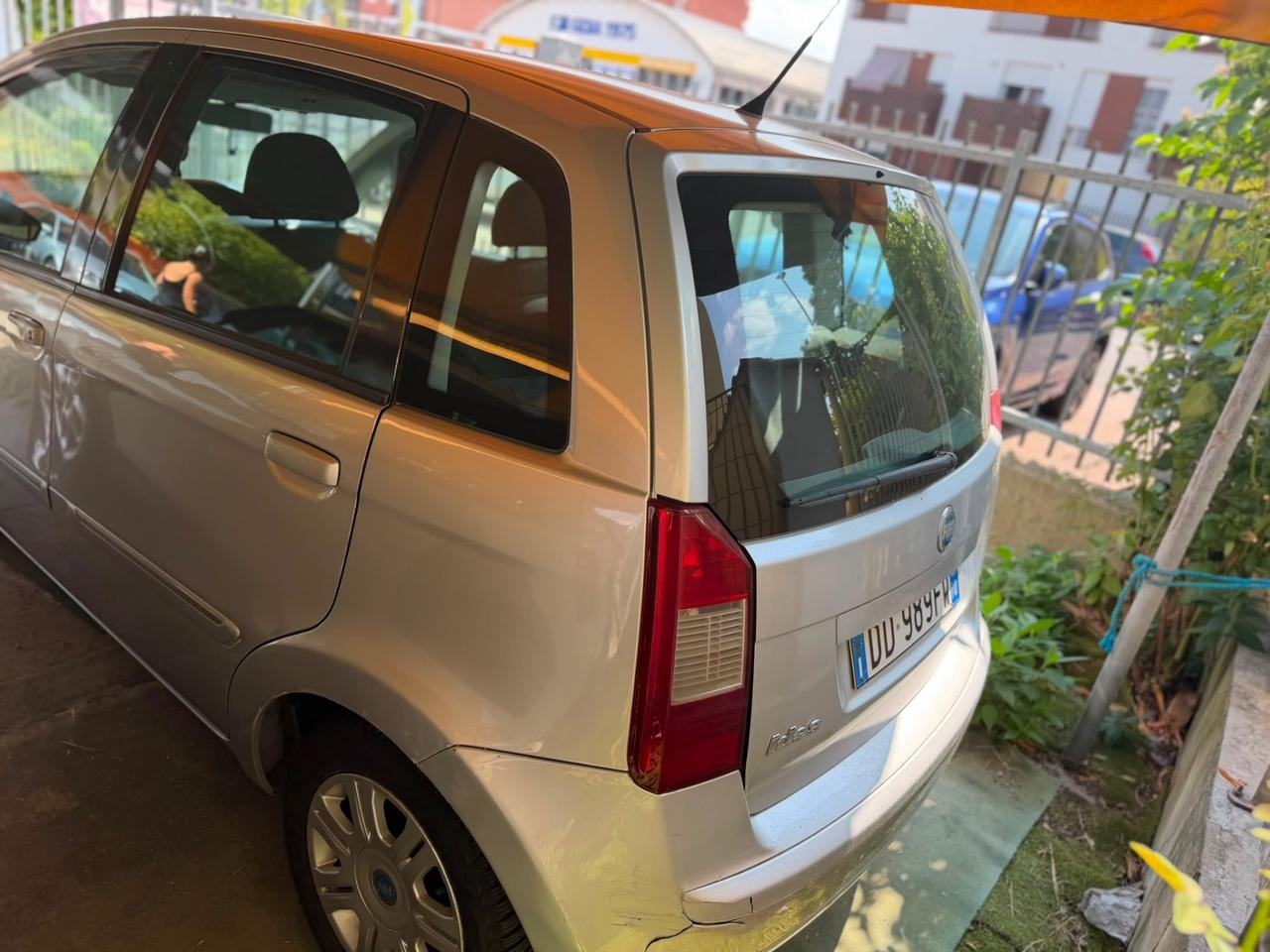Fiat Idea 1.4 16V Emotion