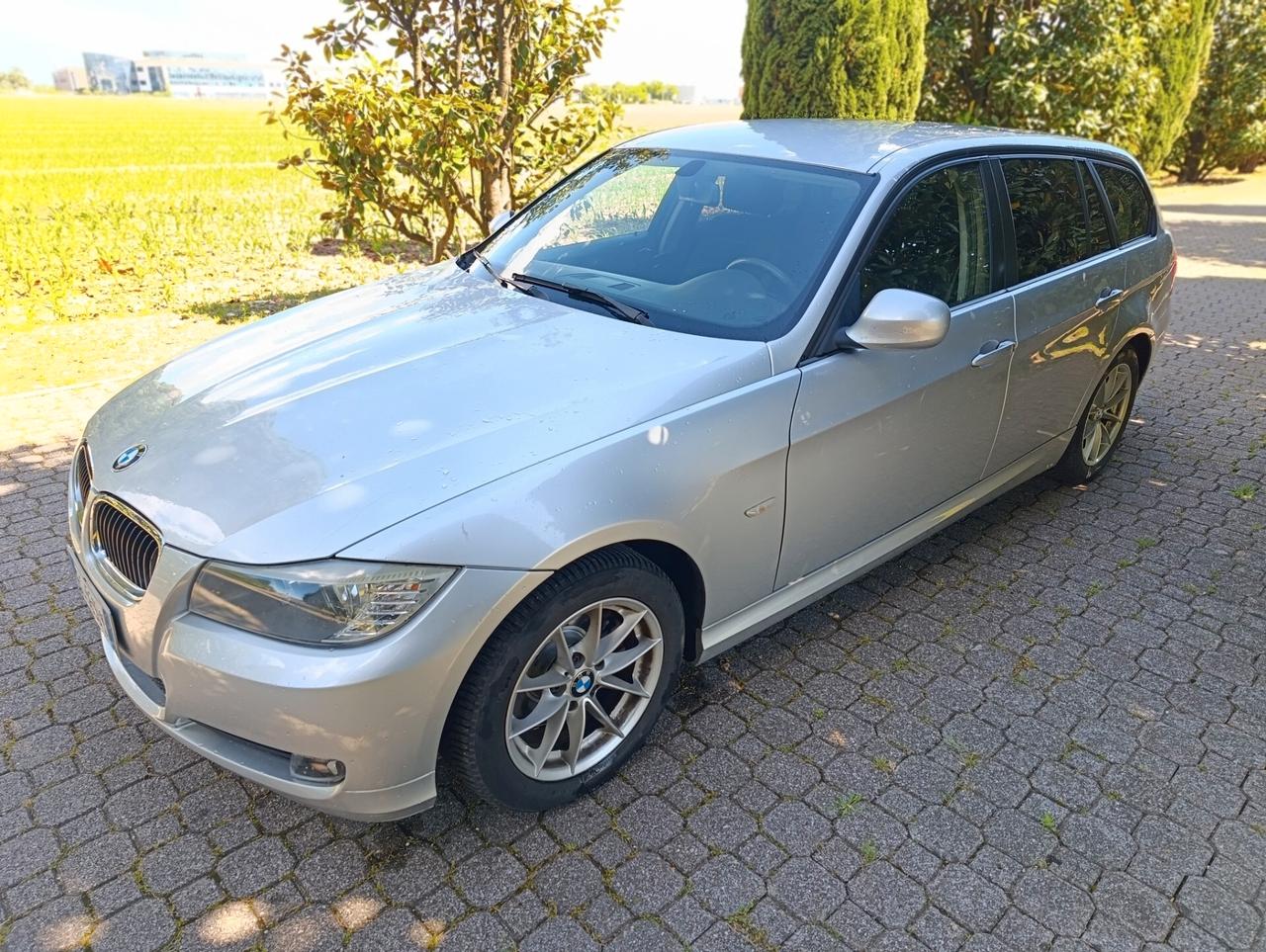 Bmw 318d 2.0 143cv automatica #GM
