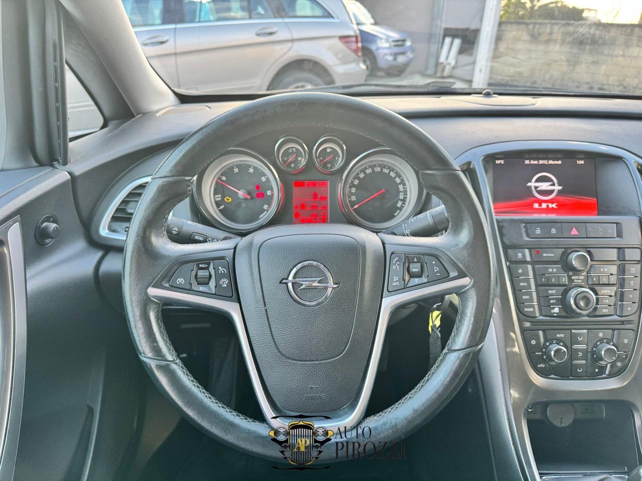 Opel Astra 1.6 CDTI MOD. COSMO del 2015 150000KM