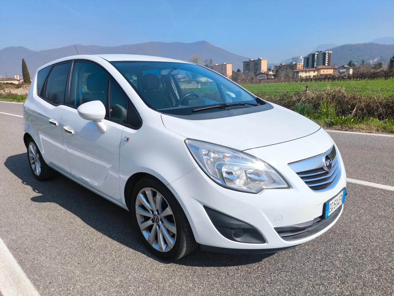 OPEL MERIVA 1,6 CDTI- CAMBIO AUTOMATICO- KM120000