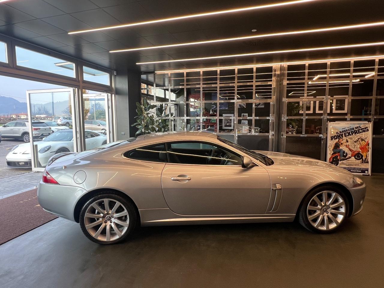 Jaguar XK 4.2 V8 Coupé