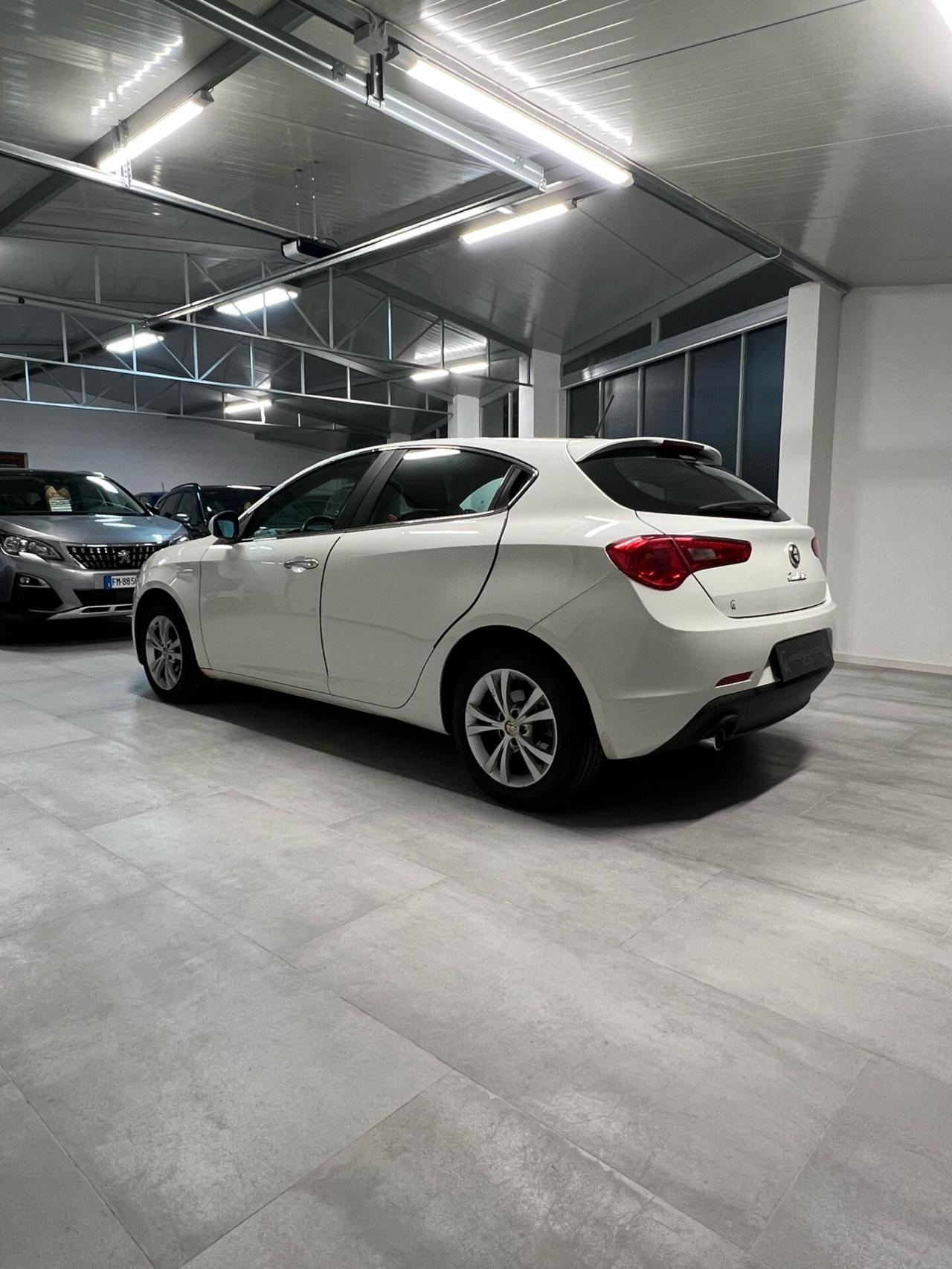 Alfa Romeo Giulietta 1.4 Turbo 120 CV Distinctive