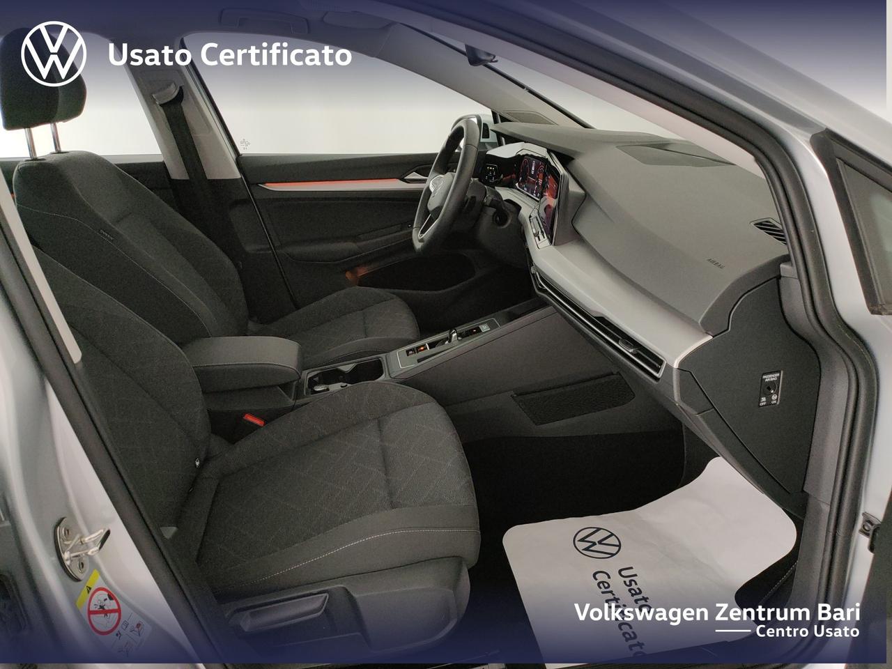 Volkswagen Golf 2.0 tdi life 115cv dsg