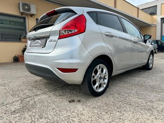 Ford Fiesta 1.4 TDCi 70CV 5 porte Titanium