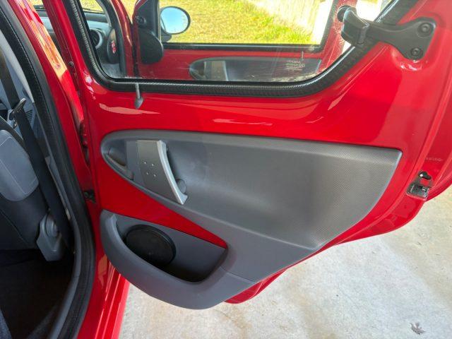 TOYOTA Aygo 1.0 12V VVT-i 5 porte OK NEOPATENTATI 5 PORTE