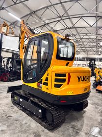 Miniescavatore Yuchai YC60