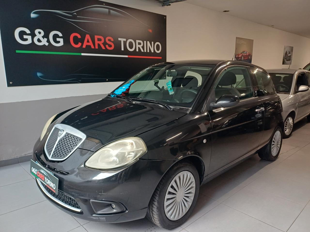Lancia Ypsilon 1.2 Argento