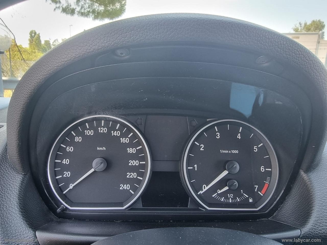 BMW 120i 3p. Futura