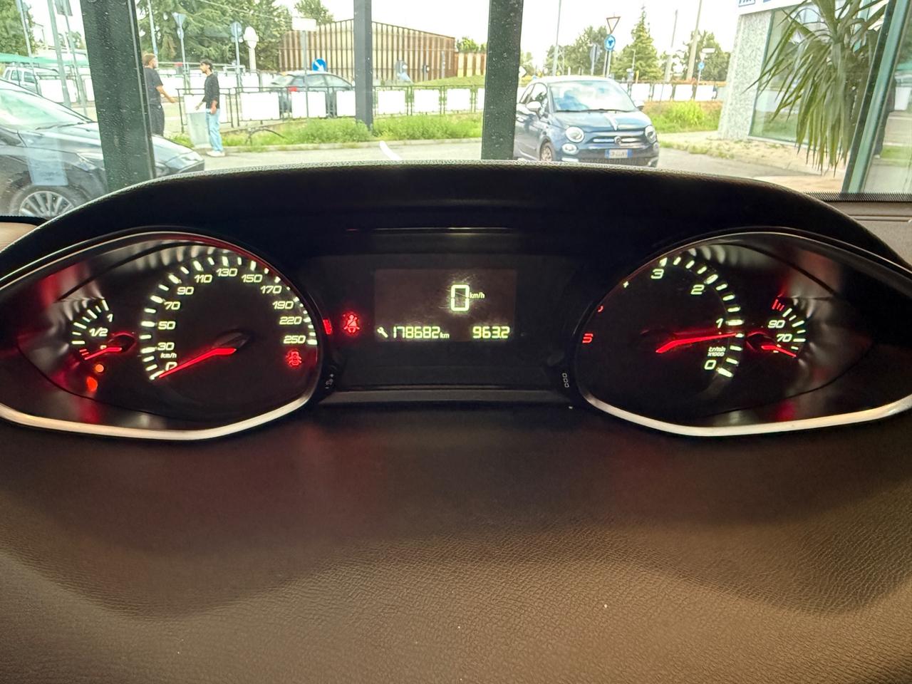 Peugeot 308 BlueHDi 130 S&S SW Business