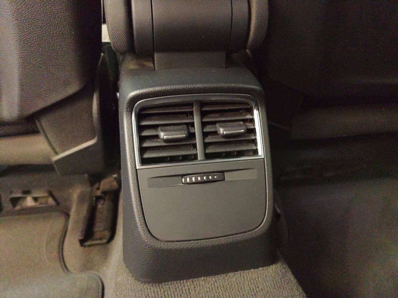 Audi A3 Sportback 30 1.5 g-tron Business 131cv