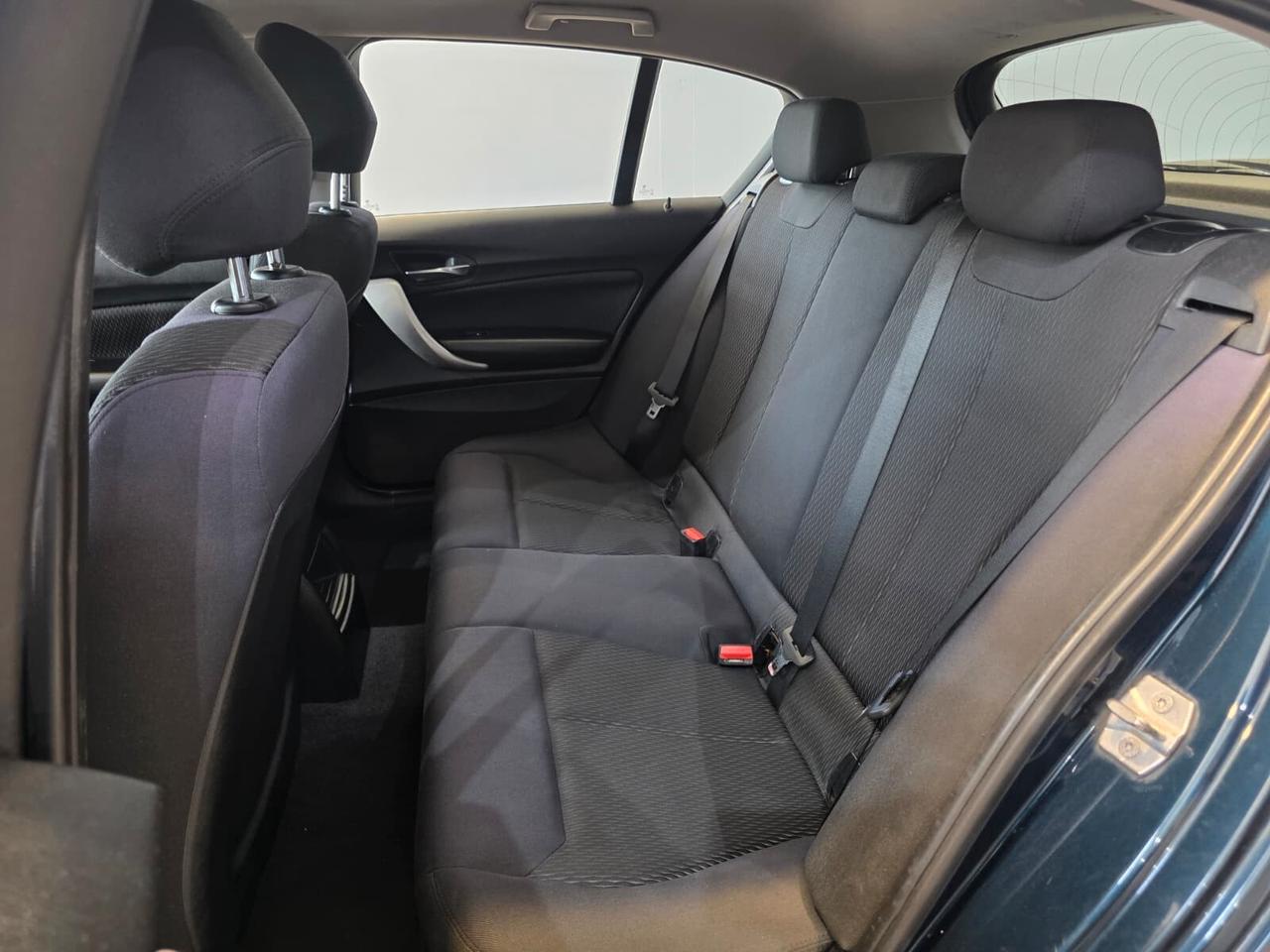 Bmw Serie 1 116d 5p. Business