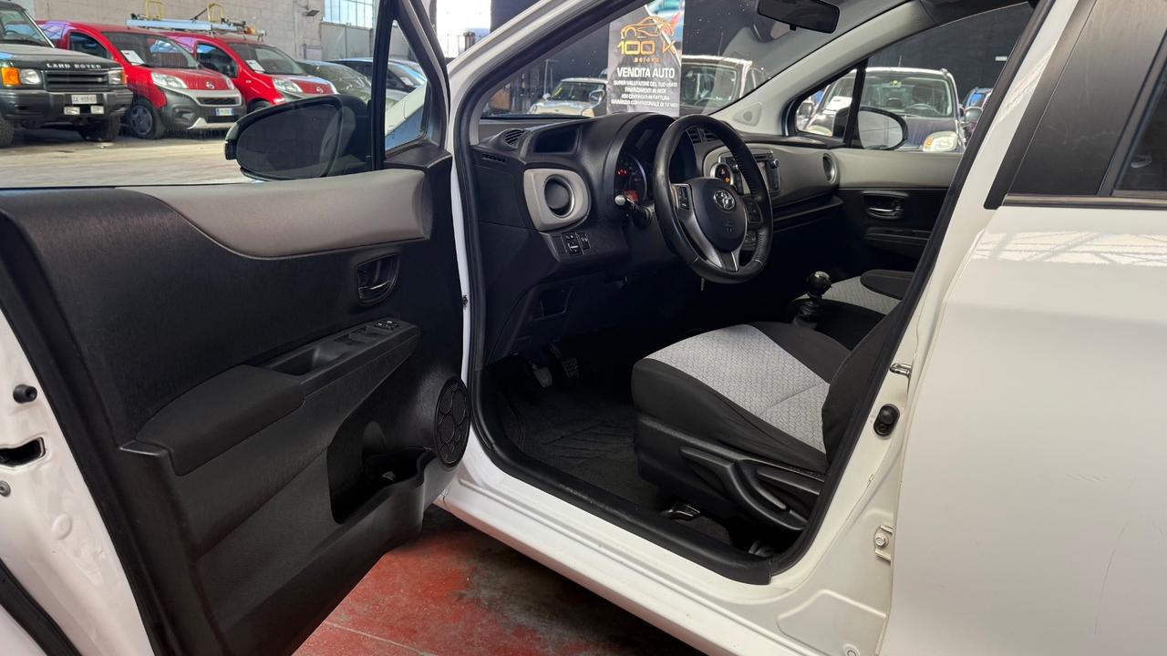 Toyota Yaris 1.4 D-4D 5 porte Lounge