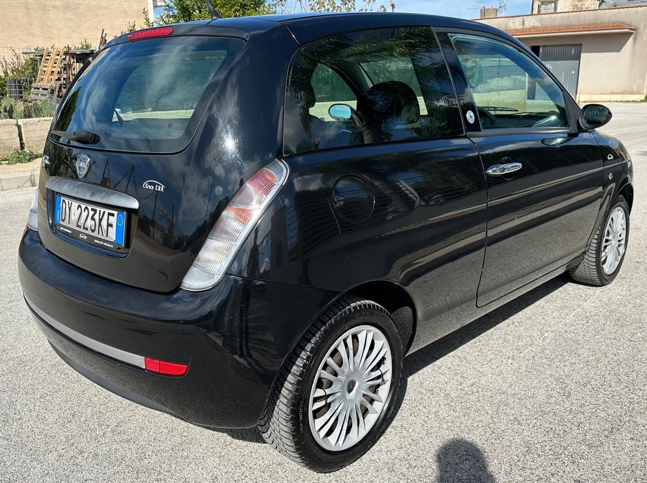 Lancia Ypsilon 1.4 Platino Ecochic GPL