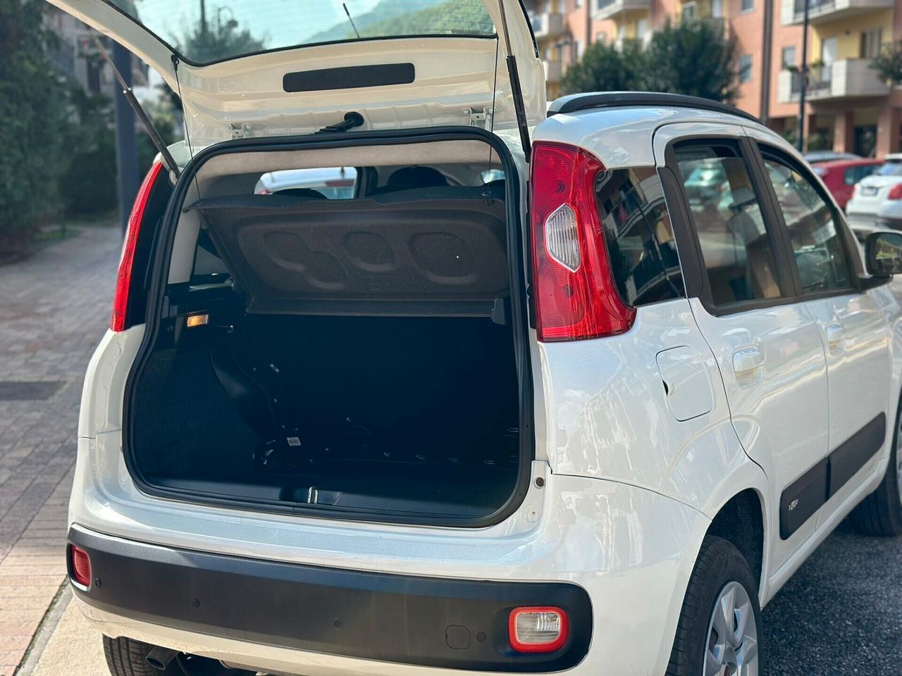 Fiat Panda 0.9 TwinAir Turbo Natural Power Lounge