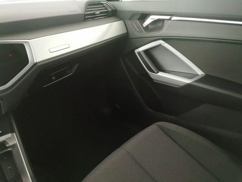 Audi Q3 Q3 Sportback 35 1.5 tfsi Business Plus s-tronic