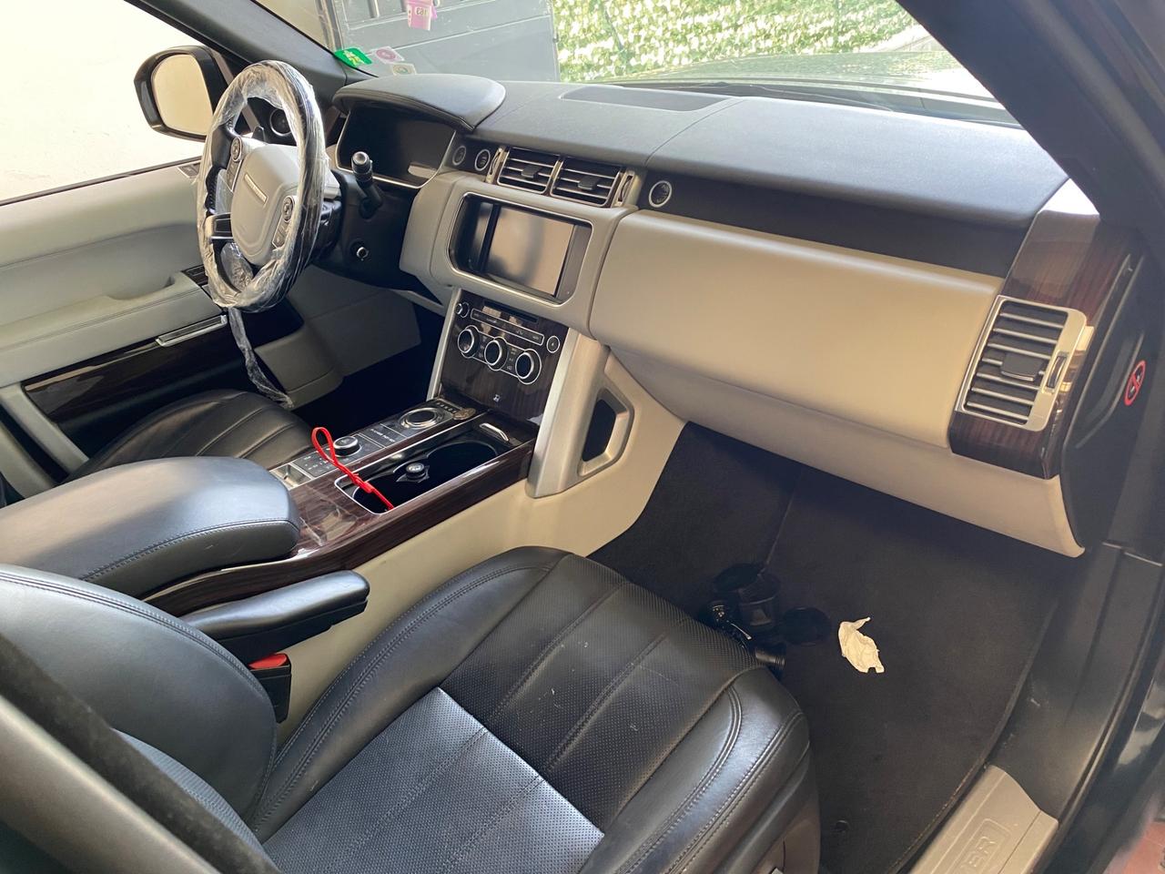 Land Rover Range Rover Range Rover 3.0 TDV6 Autobiography