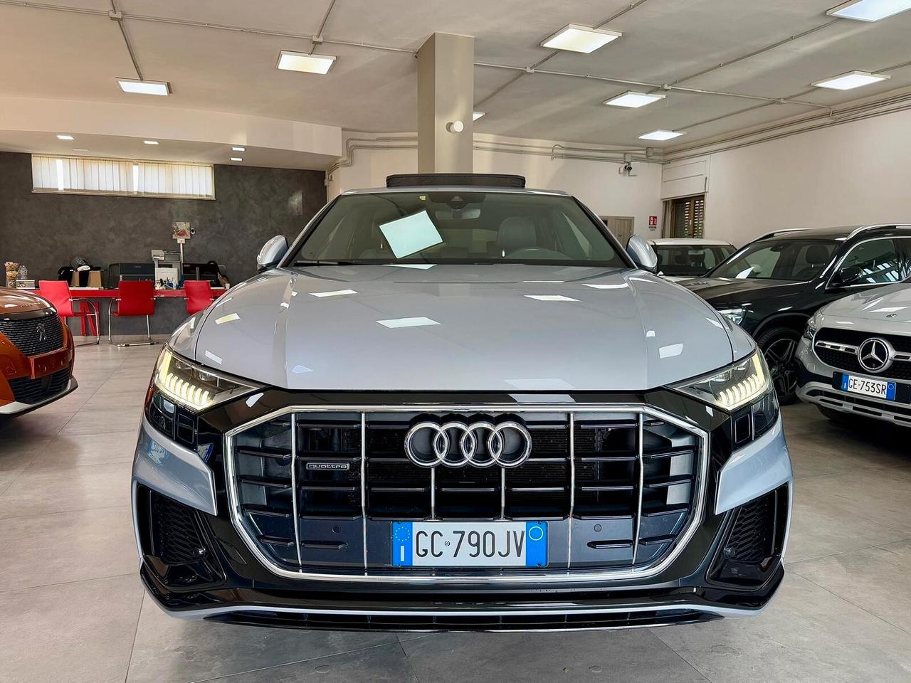 Audi Q8 50 TDI 286 CV quattro tiptronic S LINE