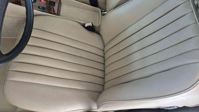 MERCEDES-BENZ SL 560 SL Roadster