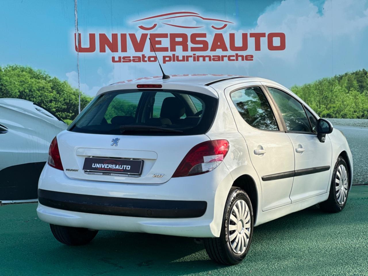 Peugeot 207 1.4 HDI 68cv 2010