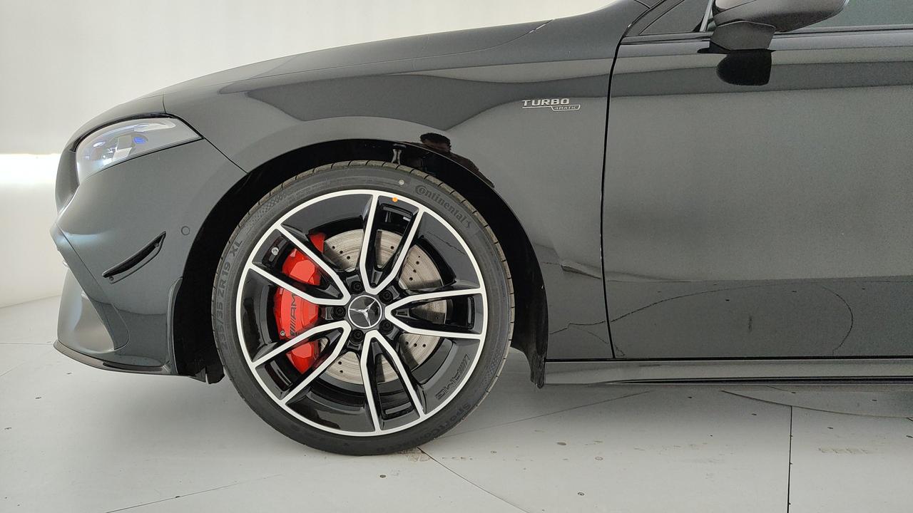 Mercedes-Benz Mercedes-AMG A 35 4MATIC