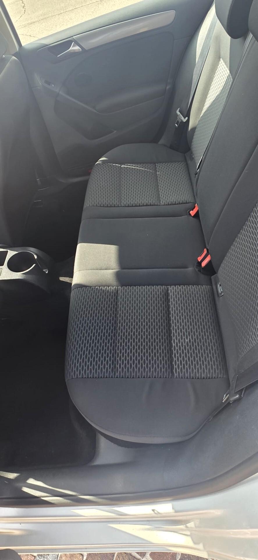 Volkswagen Golf 1.6 TDI DPF 5p. Highline