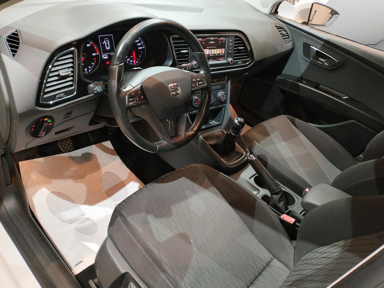 SEAT Leon 5p 1.6 tdi cr Style *NEOPATENTATI*