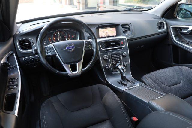 VOLVO V60 D2 Geartronic Automatica Navi Tel USB LED Cockpit
