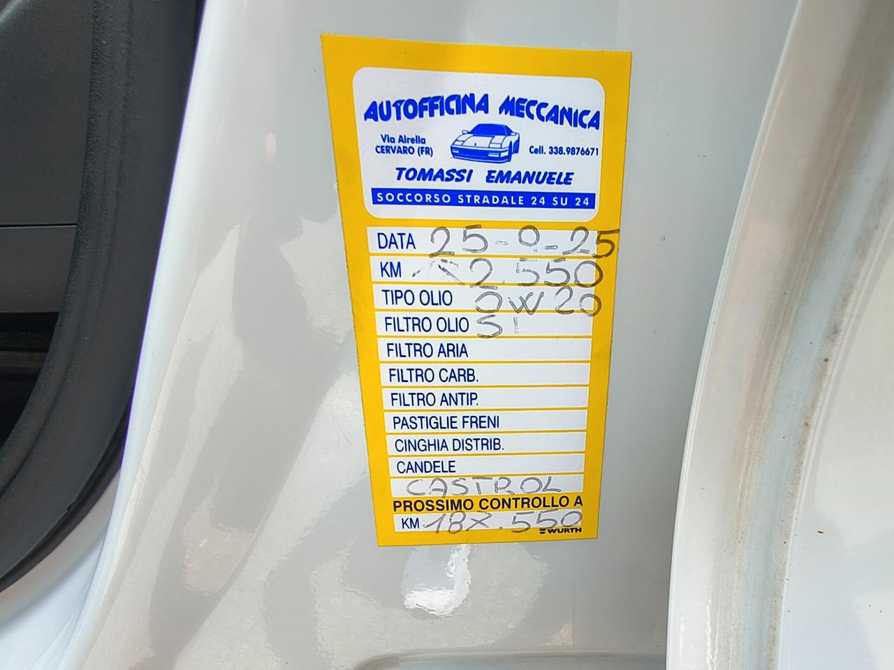 VOLVO XC40 D3 MOMENTUM "MAI VISTA UNA SIMILE"