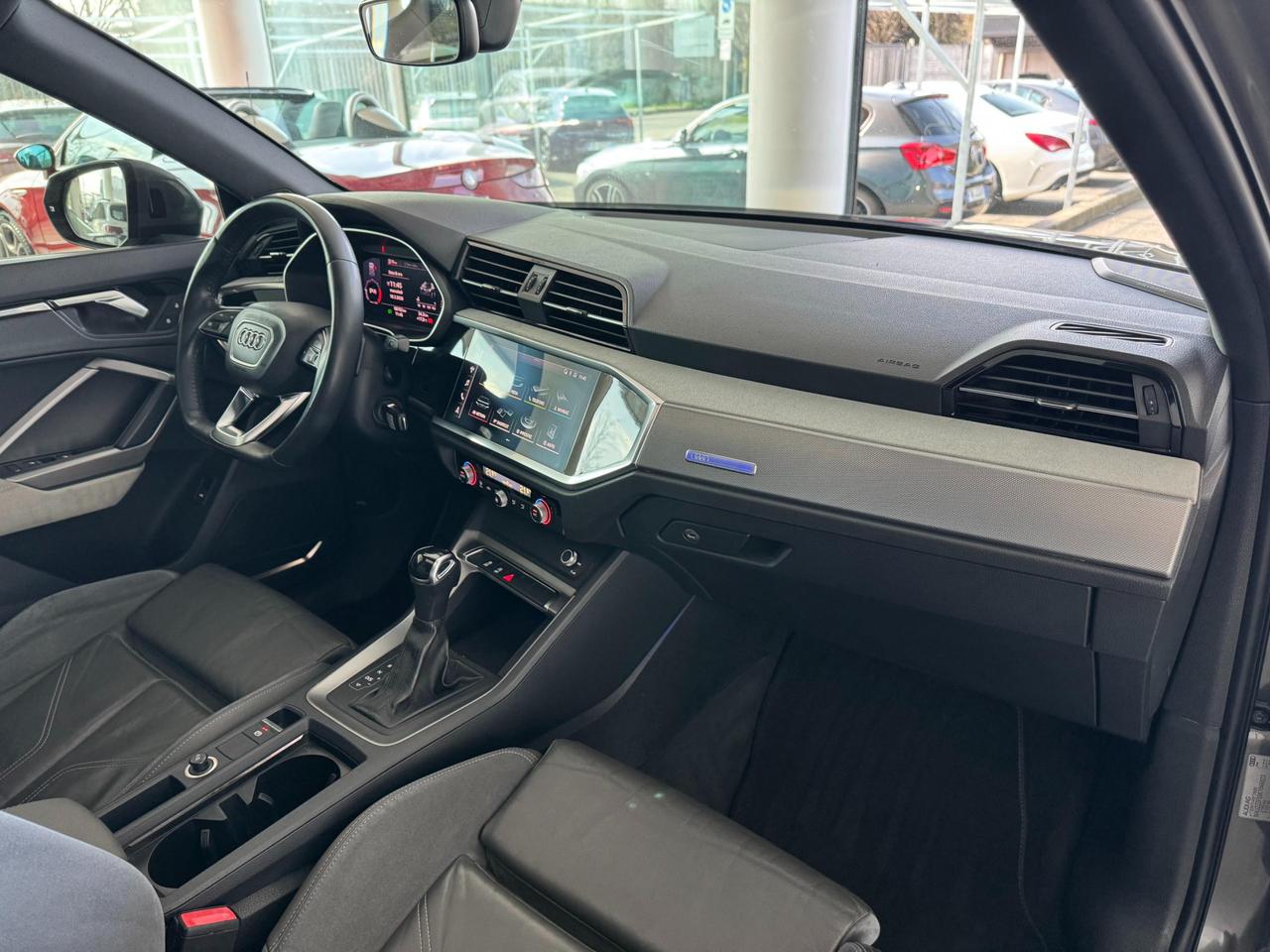 Audi Q3 35 2.0 tdi S line edition s-tronic SLINE