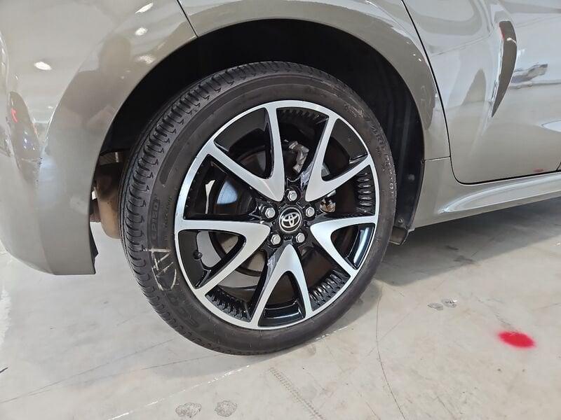 Toyota Yaris 1.5 Hybrid 5 porte Lounge